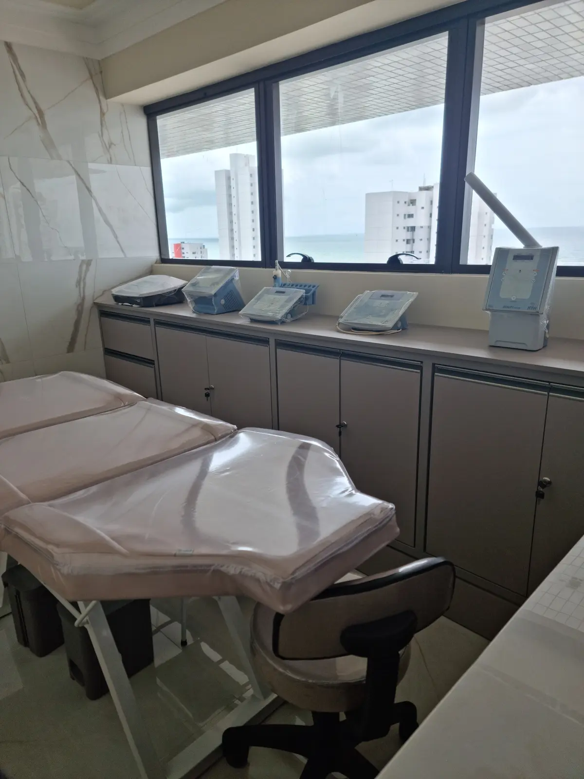 Consultório Una CWK — ambiente profissional e confortável